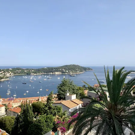 Le Voilier Villefranche-sur-Mer